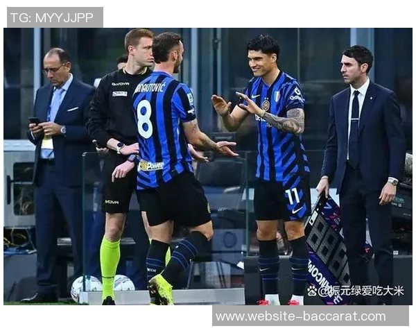 孔蒂与邓弗里斯争吵引发劳塔罗远道而来调解冲突事件 孔蒂与邓弗里斯争吵引发劳塔罗远道而来调解冲突事件