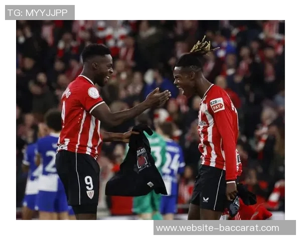 巴萨关注邓弗里斯解约金条款每年生效或将引发转会争夺战 巴萨关注邓弗里斯解约金条款每年生效或将引发转会争夺战