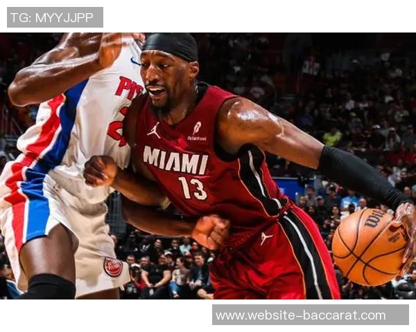 阿德巴约状态低迷脚伤离场半场仅得2分1篮板表现令人担忧