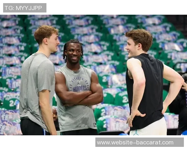 克尼佩尔赞赛恩詹姆斯智慧与力量并存展现篮球智商与实力的完美结合