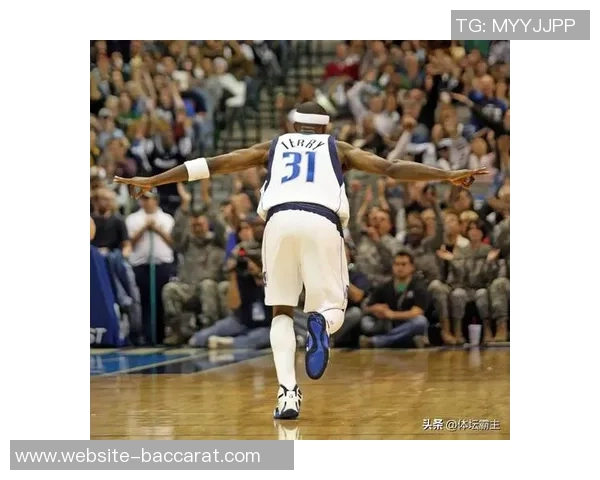 下半场狂砍17分布泽尔之子21分13板助杜克开季豪取16胜