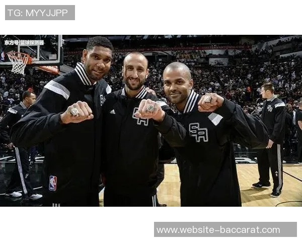 弹指二十载风云变幻卡森退役与2005年伊斯坦布尔之夜球员的告别之路